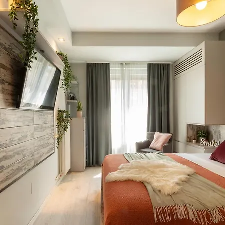 Modern 1Br Apt In The Old Town: The Perfect Choice 布加勒斯特 Exterior photo