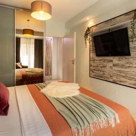 Modern 1Br Apt In The Old Town: The Perfect Choice 布加勒斯特 Exterior photo