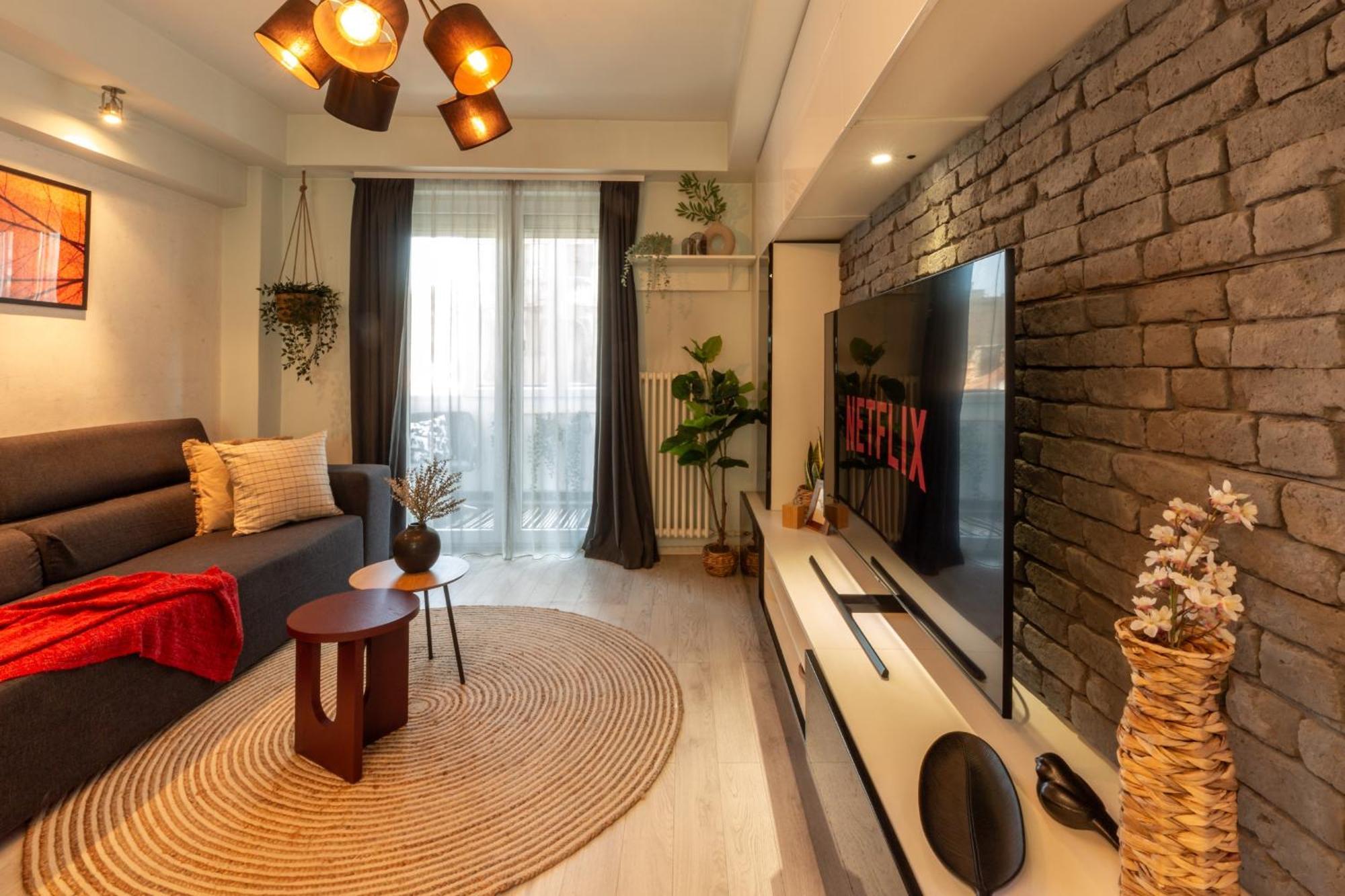 Apartment Modern 1br In The Old Town: The Perfect Choice Bucharest