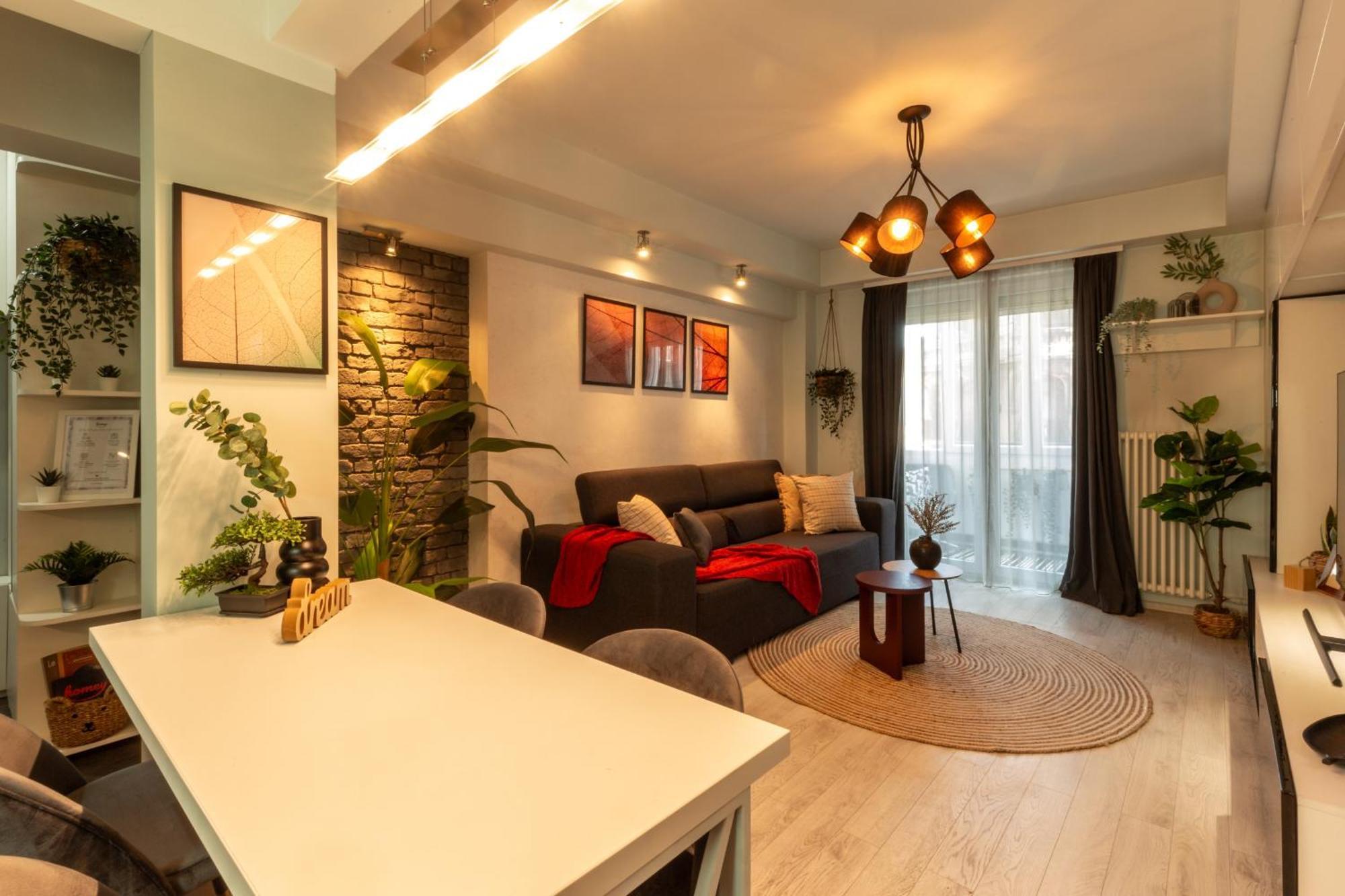 Modern 1br In The Old Town: The Perfect Choice